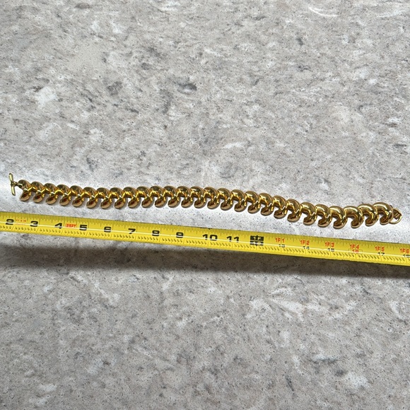 Gold plated Anne Klein Necklace - Picture 3 of 4